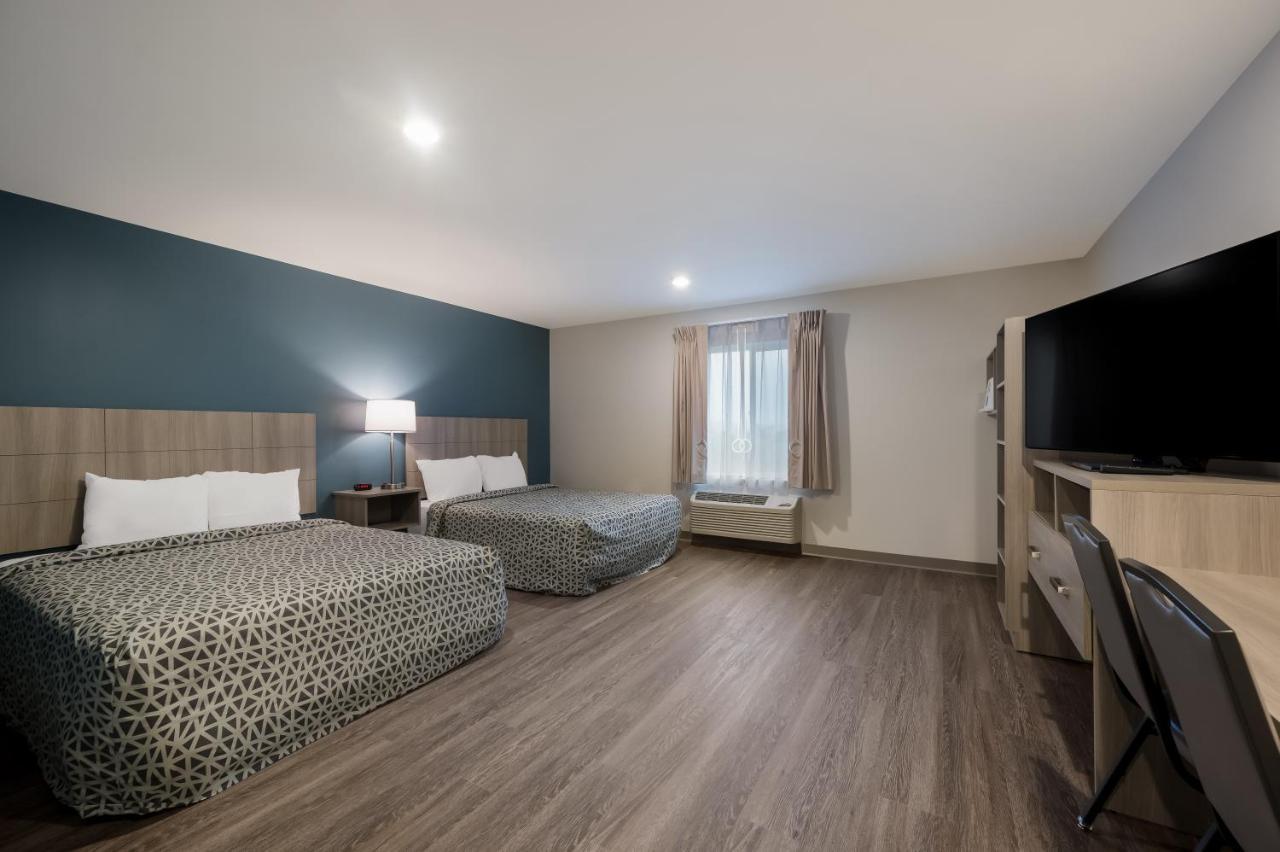 Woodspring Suites Dearborn Detroit Exterior foto